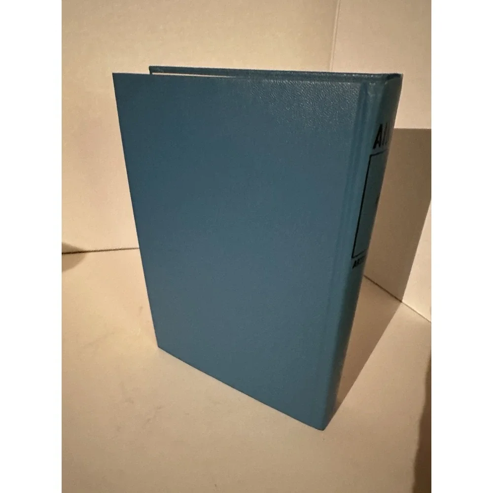 Airport by Arthur Hailey Hardcover 1968 DOUBLEDAY Book Club Edition W/ DJ